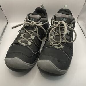 KEEN Women’s Circadia Low Height Comfortable Waterproof Hiking Shoes Size 10.5